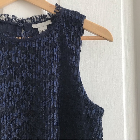 H&M | Sleeveless lacy top, navy blue - Picture 2 of 8